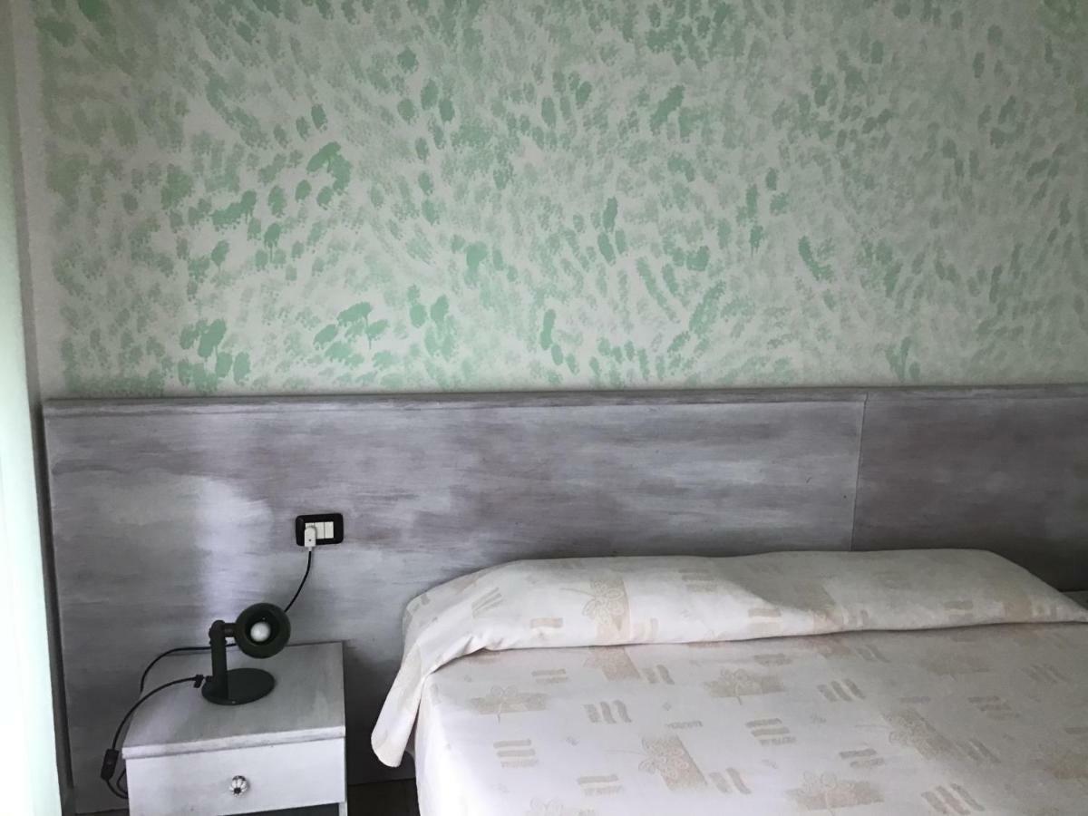 Hotel Villa Cristinaマリーナ・ディ・カンポ エクステリア 写真